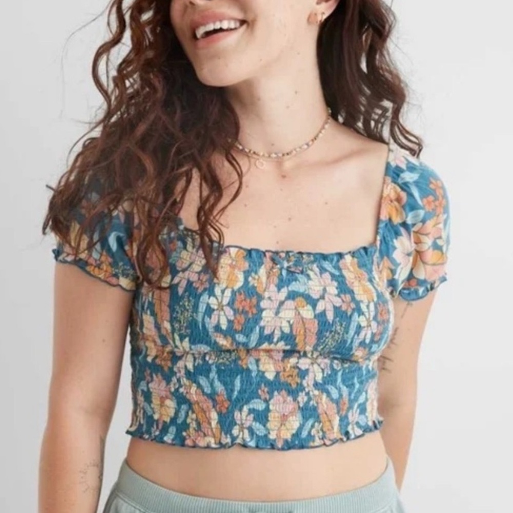 Aerie Floral Smocked Puff Sleeve Top